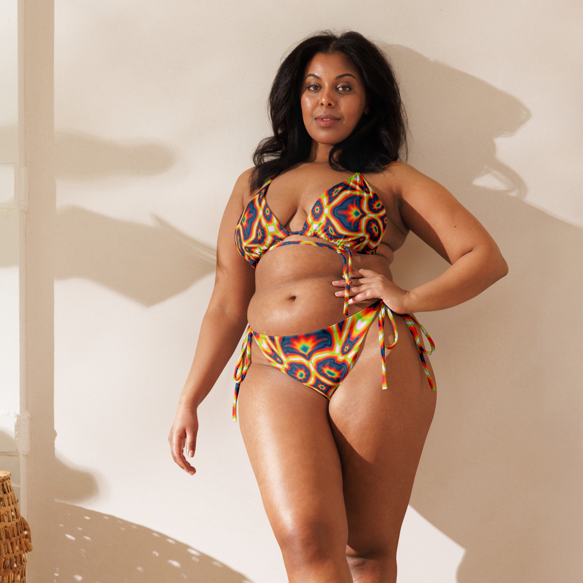 Psy gold All-over print string bikini