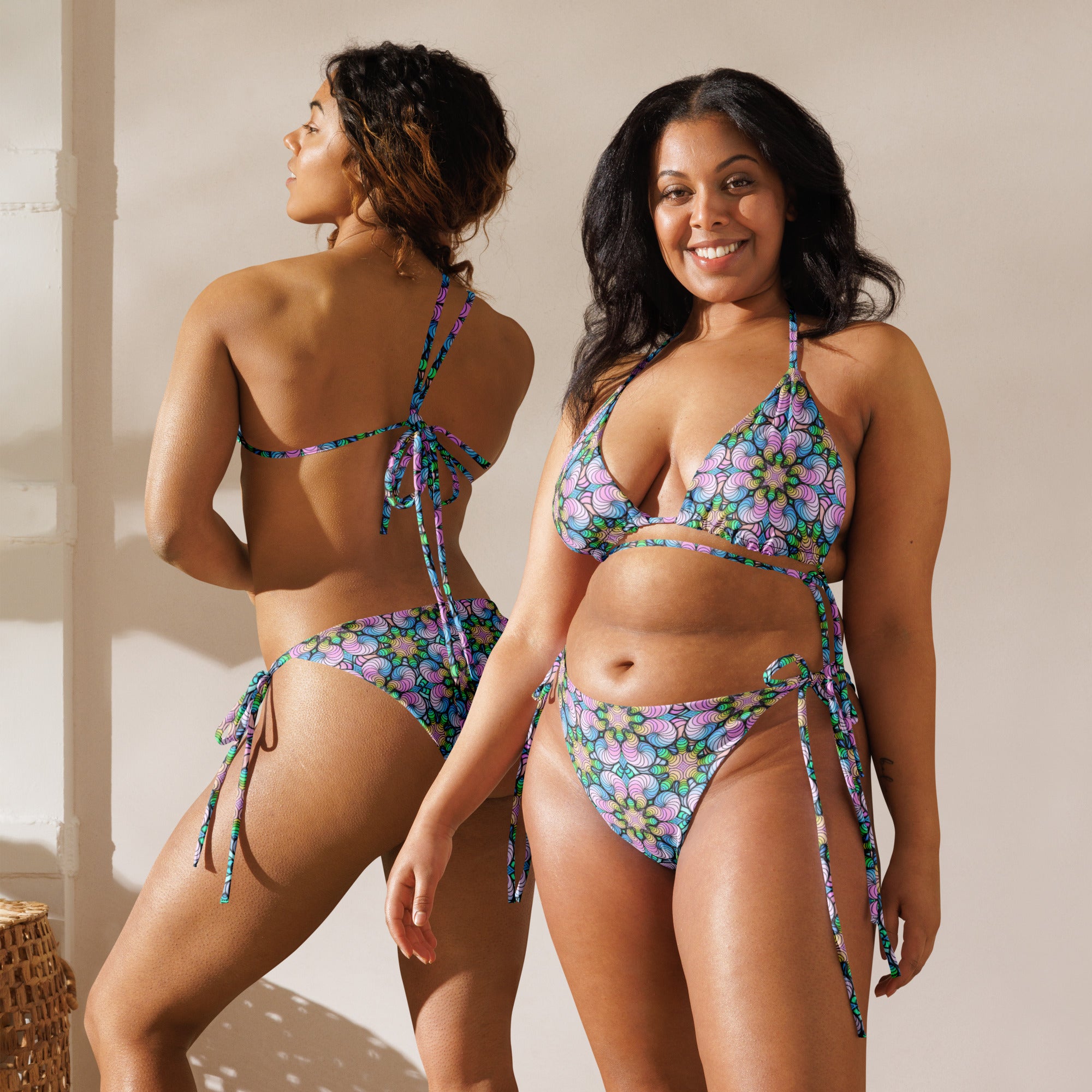 Gummy worms All-over print string bikini